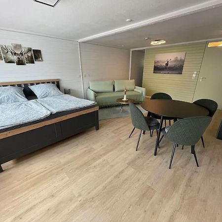 Ferienwohnung Auszeit 사스바흐발덴 외부 사진